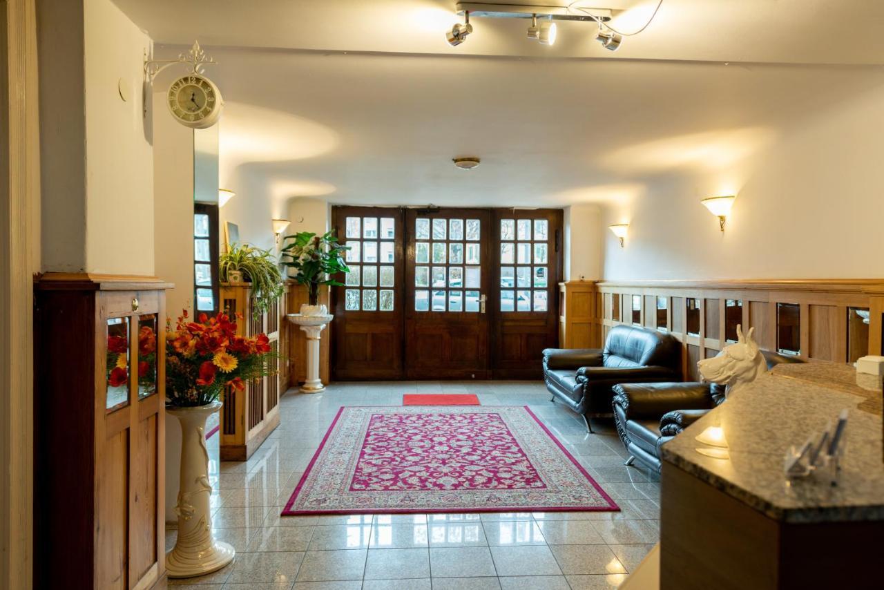 Hotel Pension Dahlem Berlin Luaran gambar